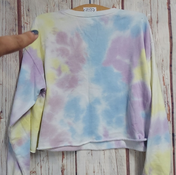 Colsie Tie Dye Pullover Cropped Sweatshirt - Picture 7 of 15